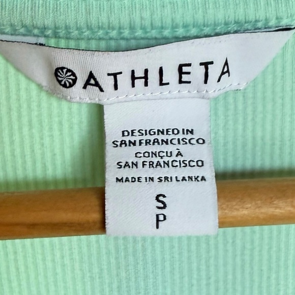 Athleta Uptempo Ribbed Henley V Neck Top Sz S - Picture 4 of 6